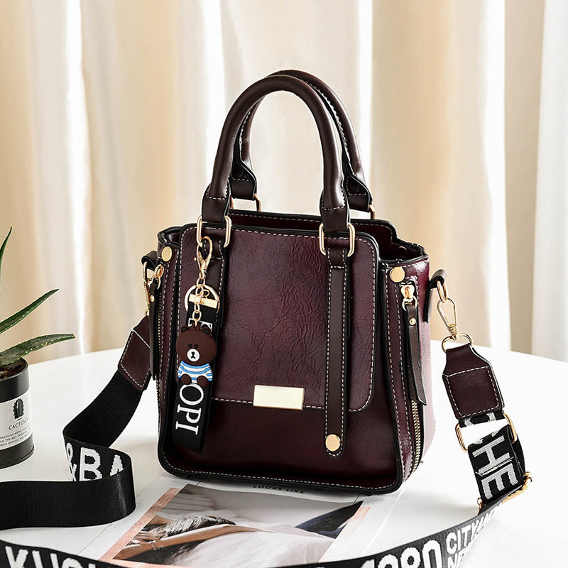 Women’s Large-Capacity Messenger Bag