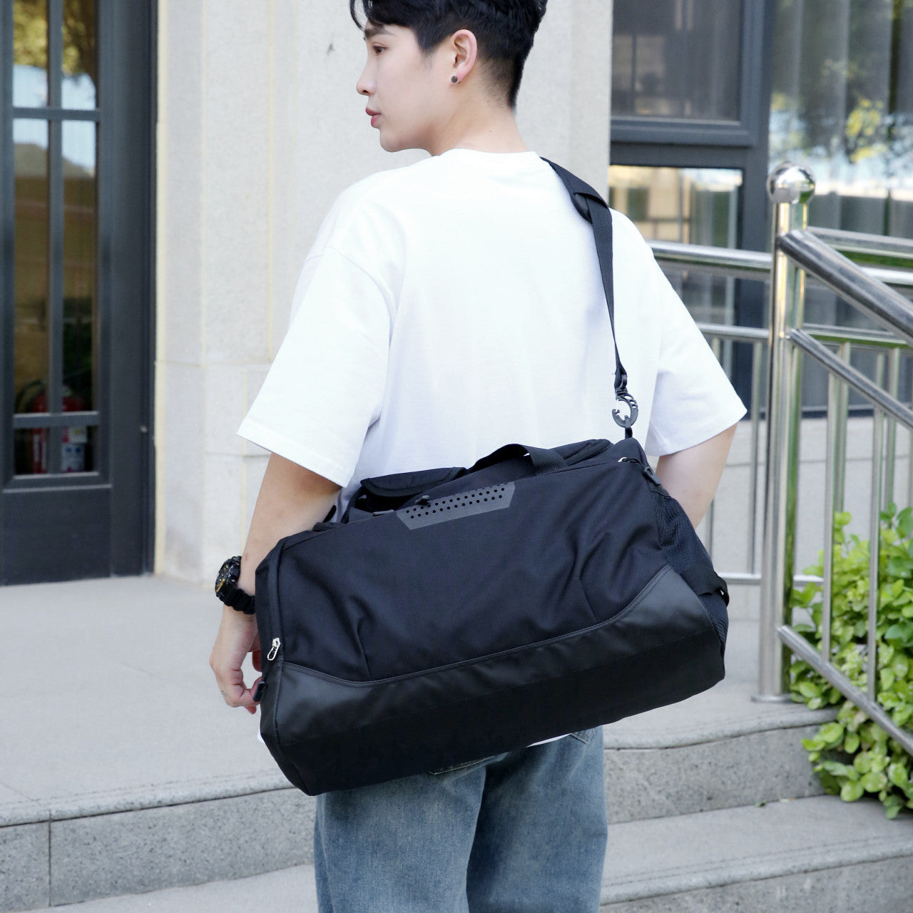 Large-Capacity Dry/Wet Separation Gym Bag