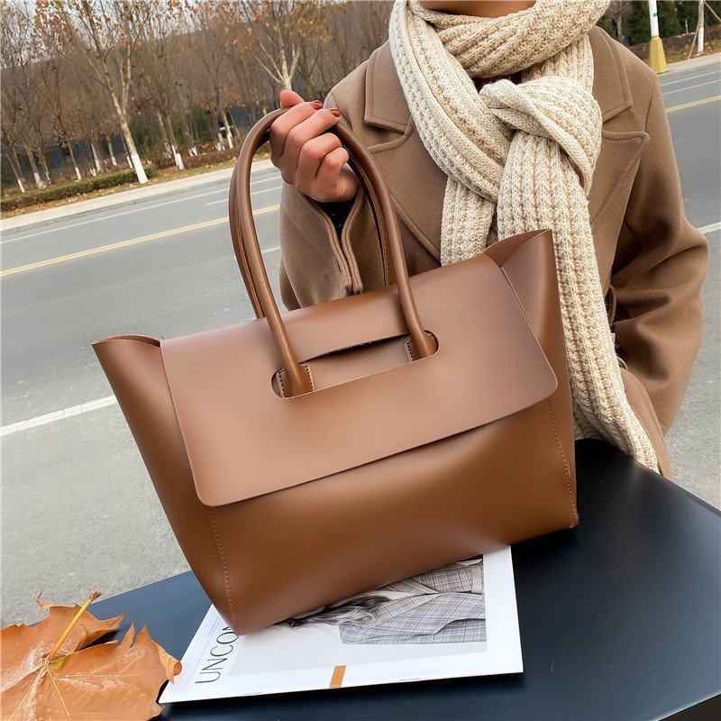 Women's Large Capacity Shoulder Tote – Stylish, Retro, Solid Color, High Quality