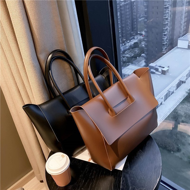 Women's Large Capacity Shoulder Tote – Stylish, Retro, Solid Color, High Quality