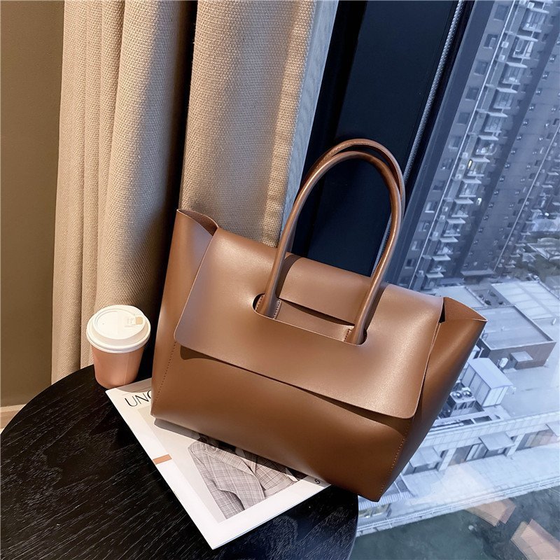 Women's Large Capacity Shoulder Tote – Stylish, Retro, Solid Color, High Quality